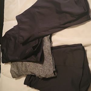4 L pairs of leggings shorts